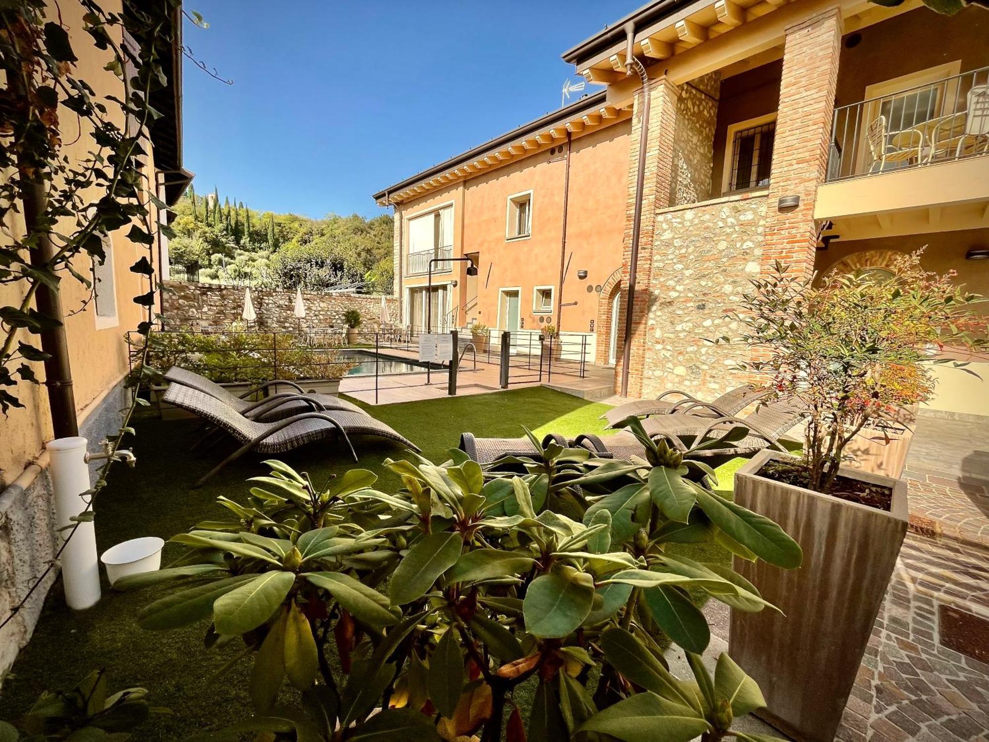 Villa Fontanelle Gardapartments Polpenazze del Garda Exterior foto
